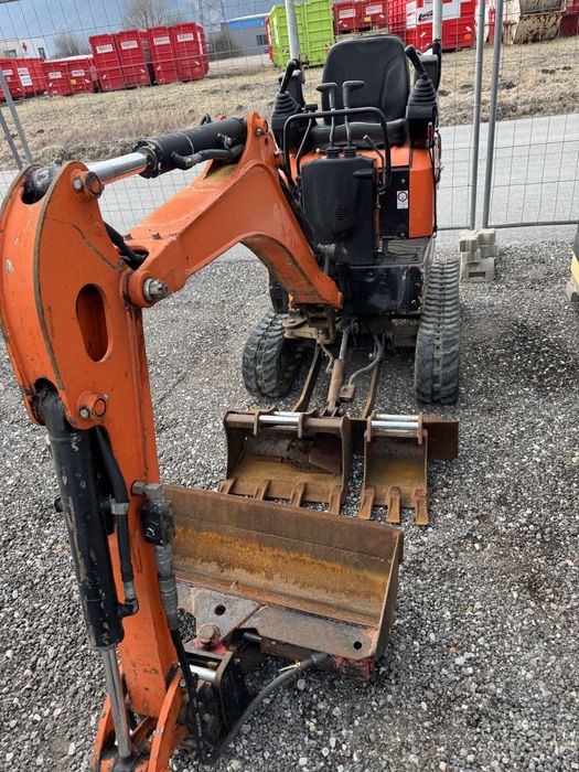 Мини-экскаватор Takeuchi TB210R, 2017