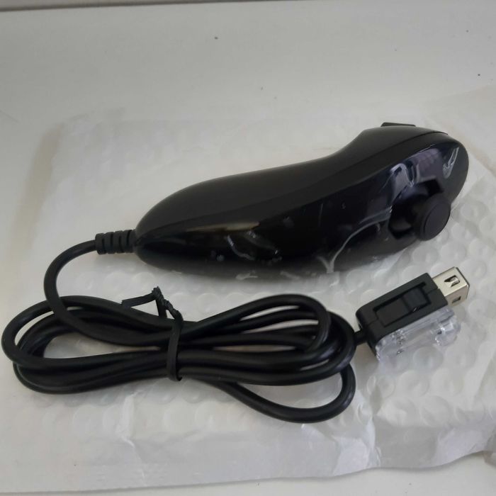 Comando Nunchuck Novo Preto p/ Nintendo Wii