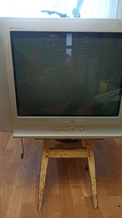 Продам в гарному стані телевізор samsung