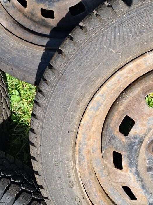 Prawie nowe opony Matiza 145/70R/R13 DE BICA