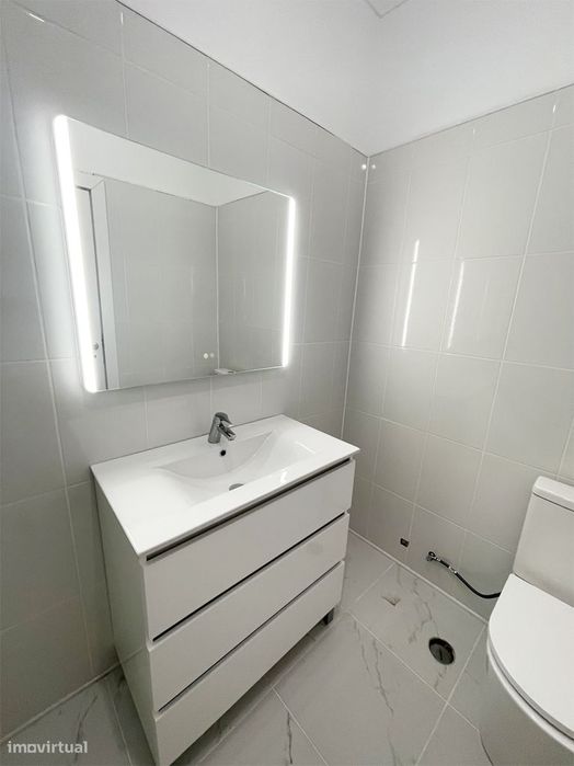 Apartamento T3, 111 m², Vista Mar, centro histórico de Paço de Arcos