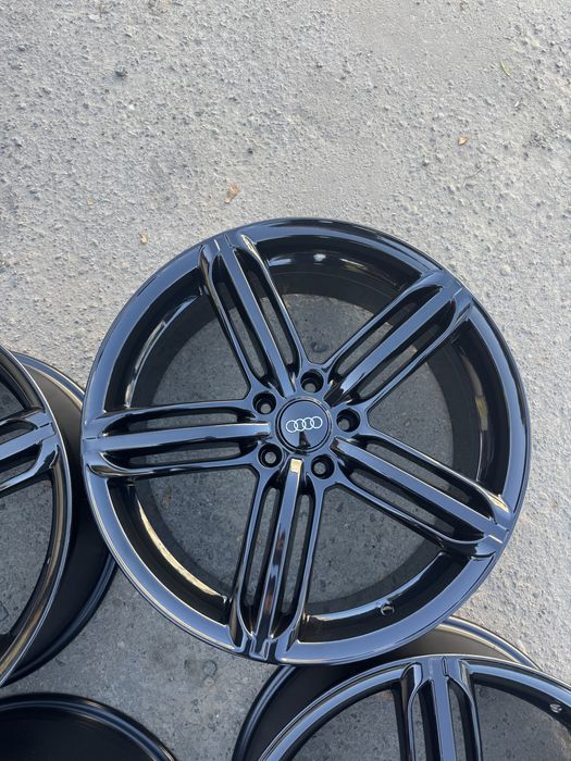Audi R19 диски Ауді R19