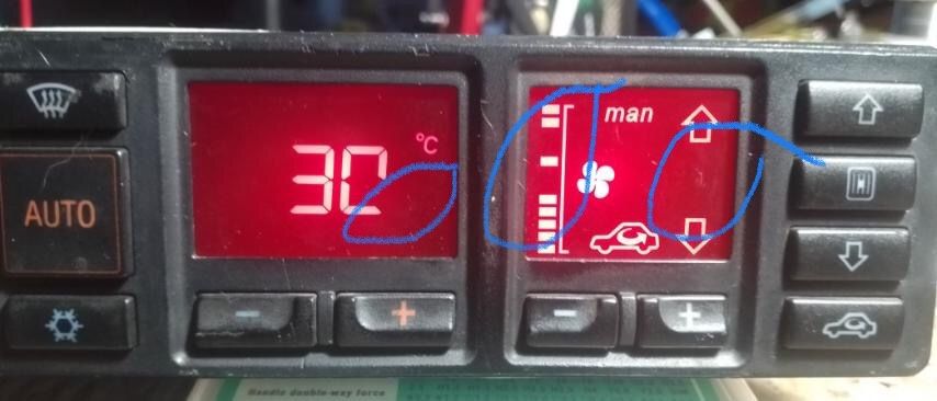Блок управления климат контролем.