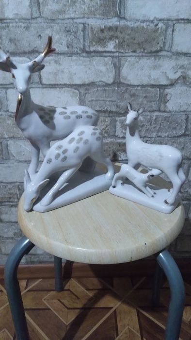 Фарфоровая статуэтка