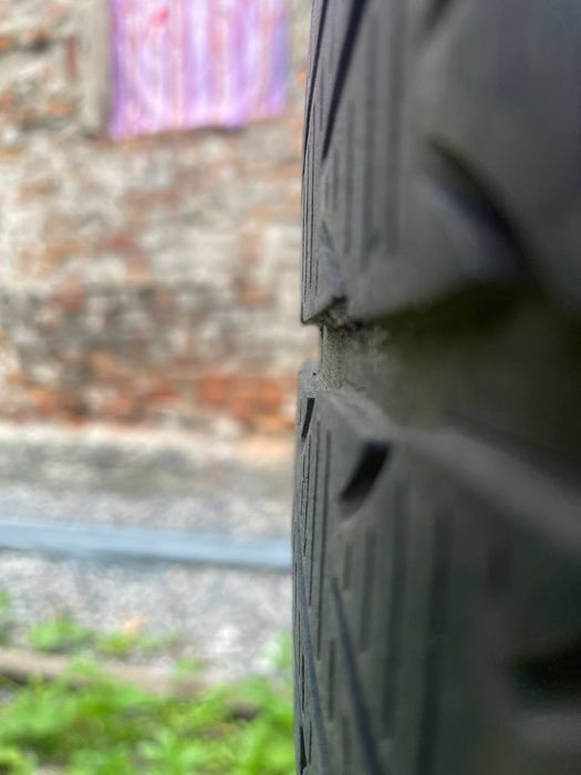 235/45 R17 M+S V97