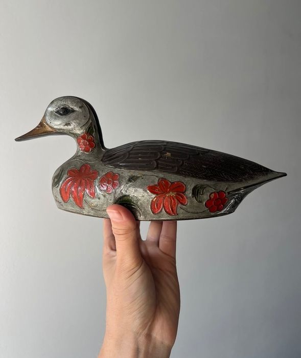 Фігурка качка, статуетка