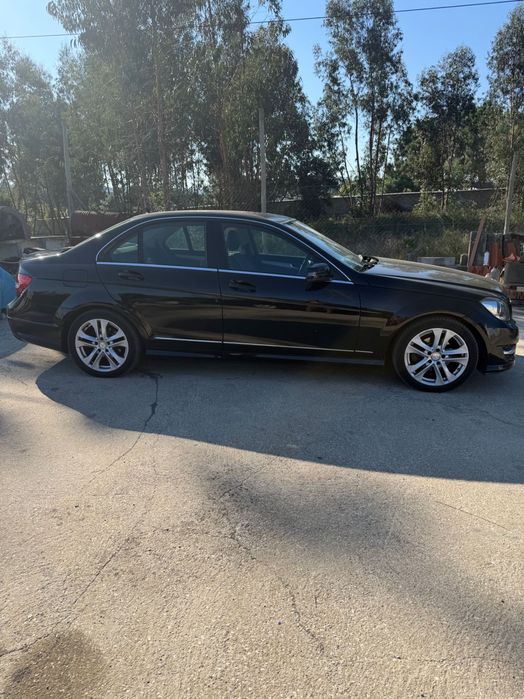 Vendo Mercedes c 200 cdi blueeficience 2013 km 240000 — photo 4