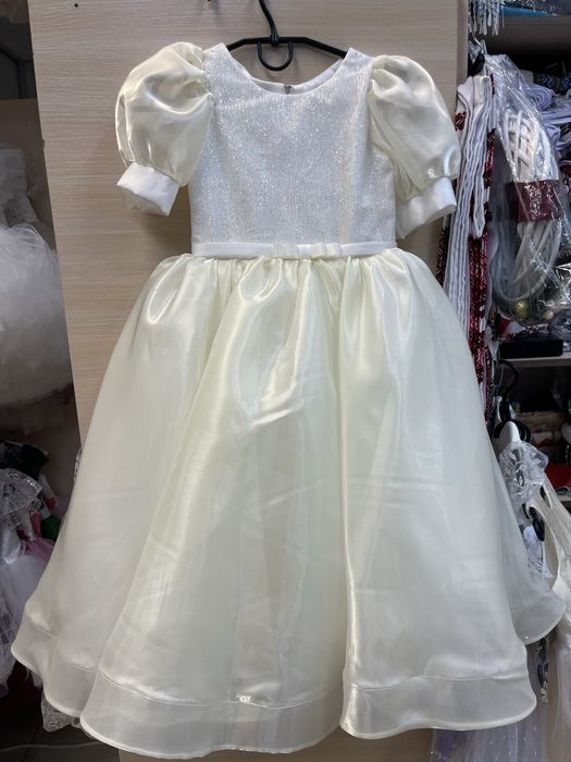 Дитячі святкові сукні