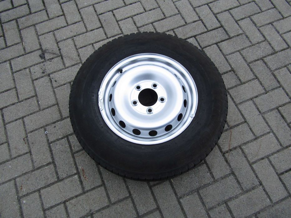 4 koła 16" Felgi Opony zimowe Renault Master 10 - 24 / Movano 10 - 21