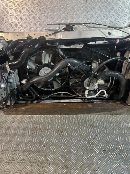 Przód kompletny Toyota Previa 2.4 benzyna