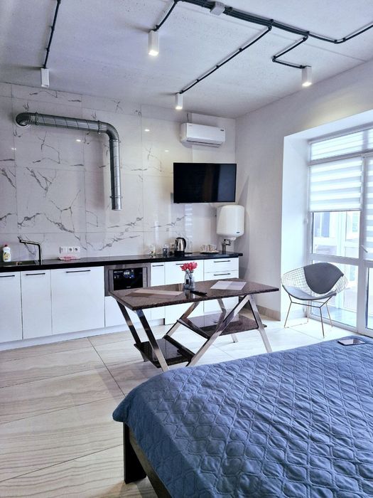 Стильні апартаменти.ЖК Театральний.Центр.Подобово, погодинно.