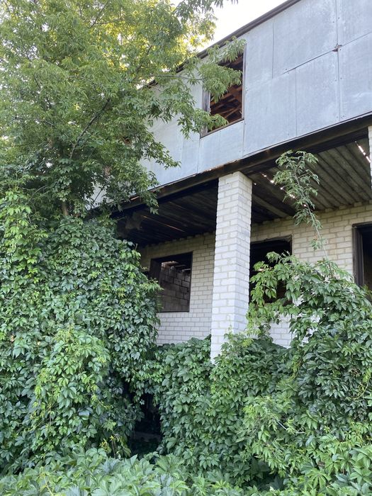 Продам 2/3 дома не дострой