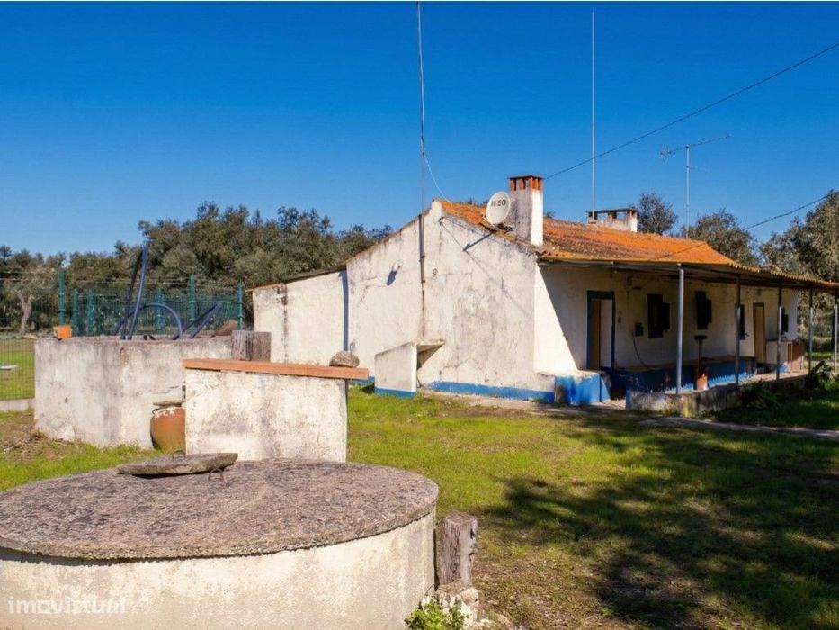 Casa de Campo para Recuperar em Santiago do Cacém