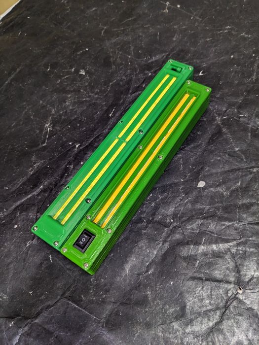 Фонарик на аккумуляторах 21700, до 35 часов работы