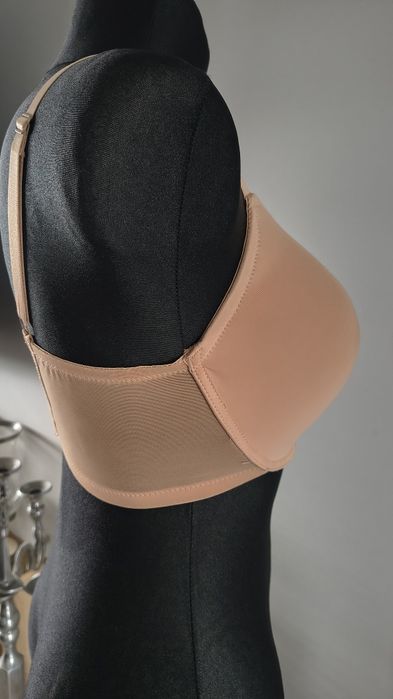 Klasyczny beżowy biustonosz 95G szerokie boki