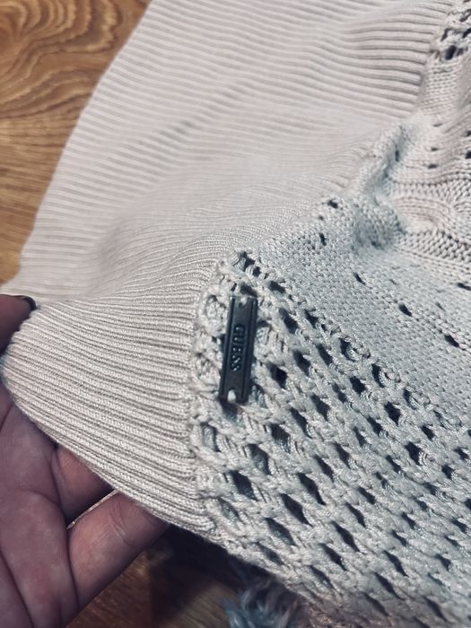 Bezowa narzutka damska guess xs