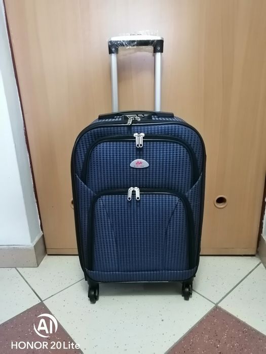 Walizka podróżna kabinowa
