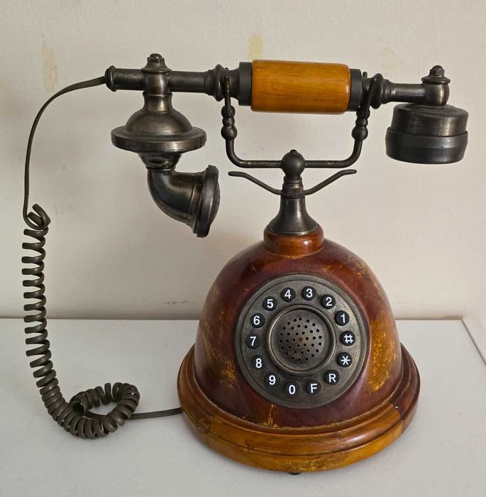 Telefone fixo anos 70