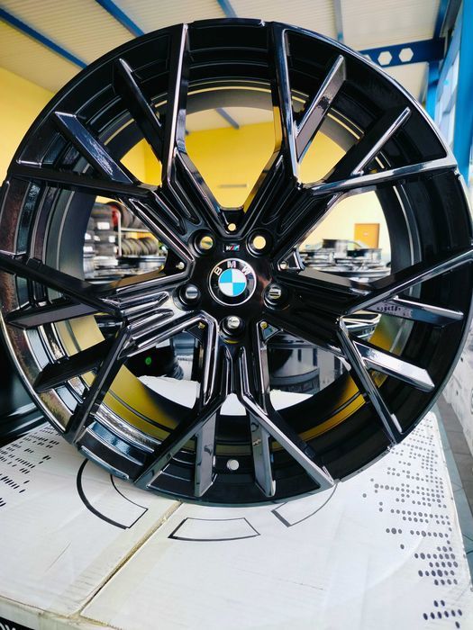 Felgi aluminiowe BMW dwie szerokości czarne 19 cali