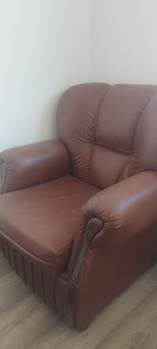 Sofá cama 3 Lugares e 2 Poltronas individuais