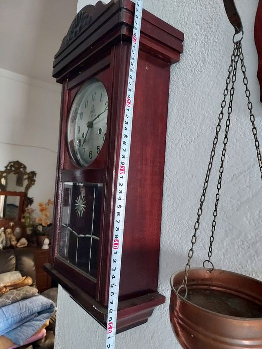 Vende-se relógio de parede antigo, marca Lika