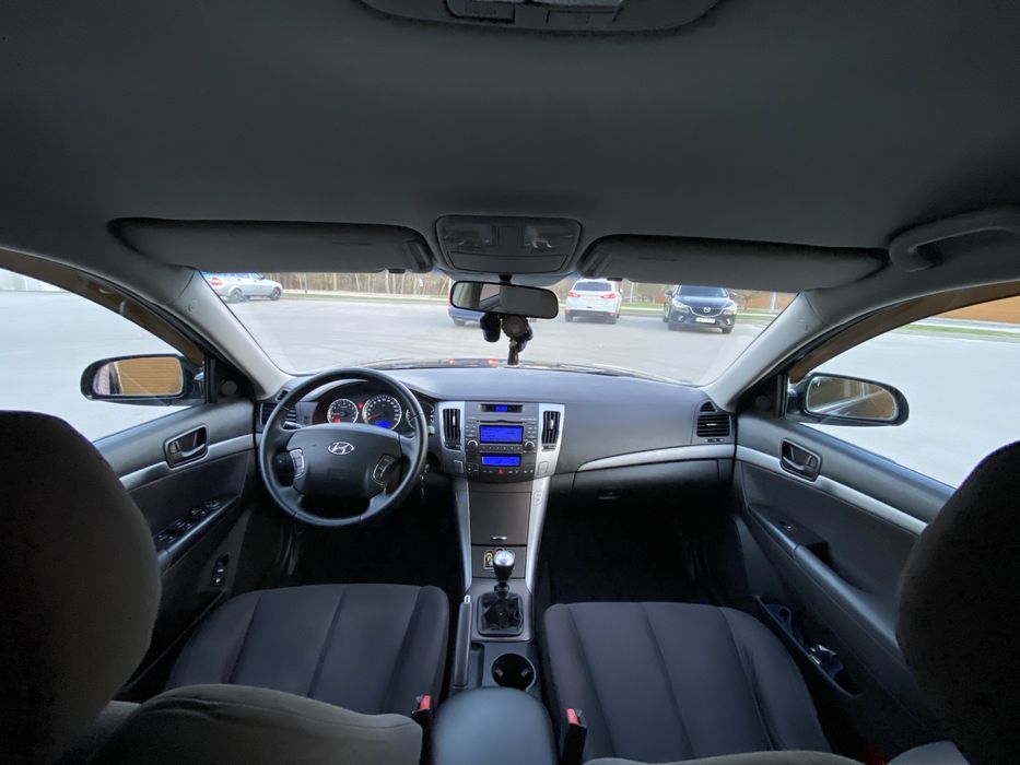 Hyundai Sonata 2010