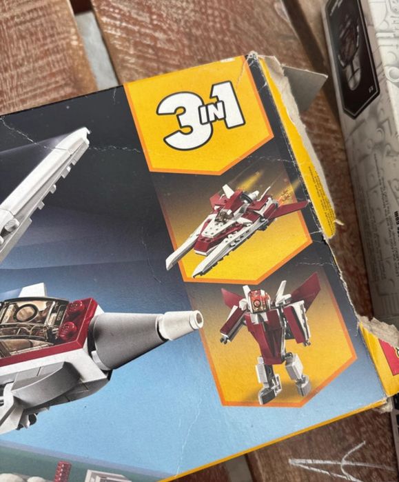 LEGO Creator 31086 Avião Futurista