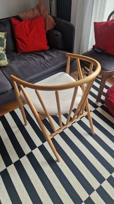 piękne drewnaine krzesło JYSK arnborg