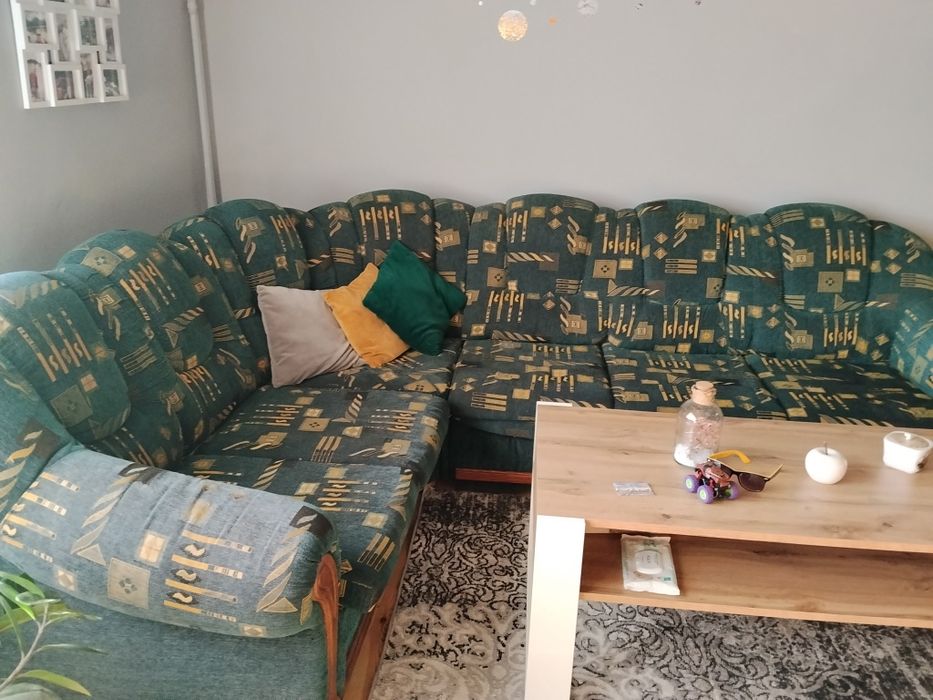 Narożna kanapa z funkcją spania
