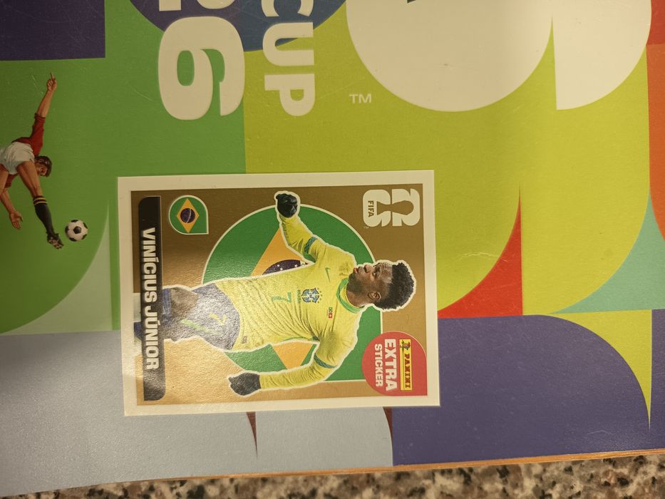Cromo Panini FIFA 2026 extra sticker gold Vinícius junior