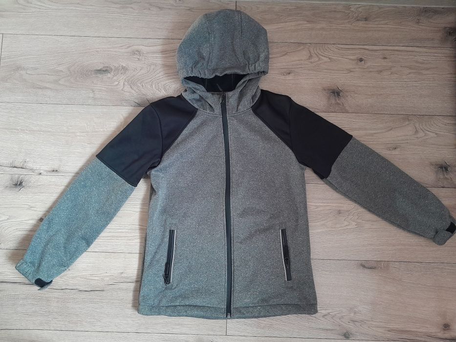 Chłopięca kurtka softshell rozm 152