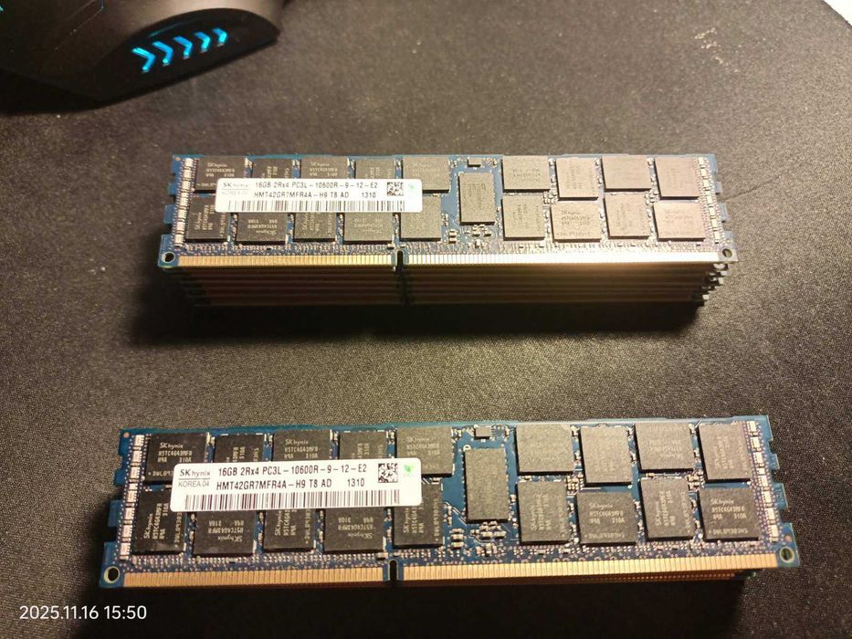 SKhynix 16GB DDR3-10600R  ECC RAM 14 шт + 1 шт Micron + 1 Samsung