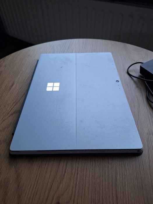 Komputer tablet microsoft surface pro 4
