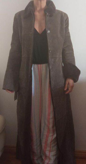 Casaco comprido de Inverno confortável e quente da Meskla