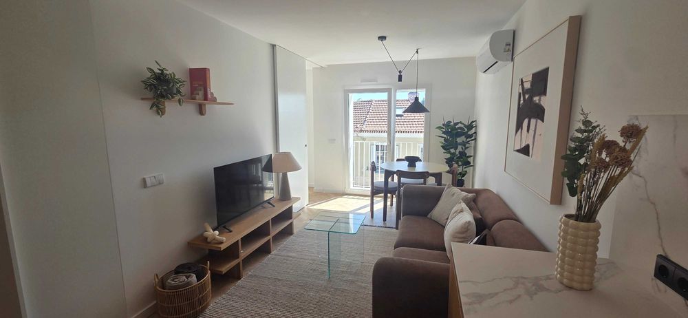 Apartamento T1 Novo || Mobilado