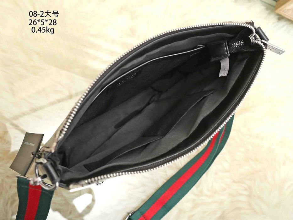 Сумка Gucci Courier Crossbody как у Урагана Хокаге