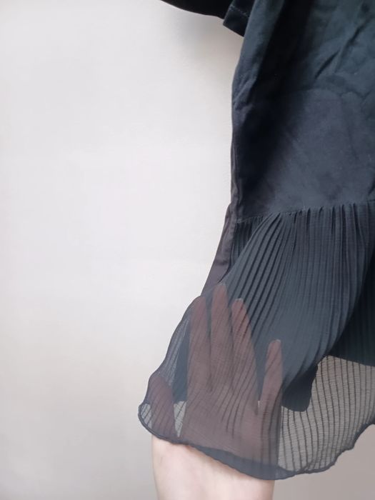 T-shirt Preta com Folho