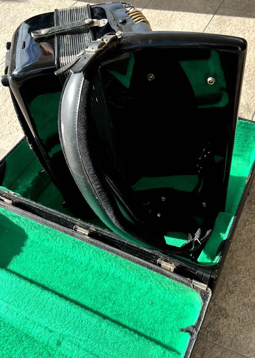 Acordeão Hohner (teclas)