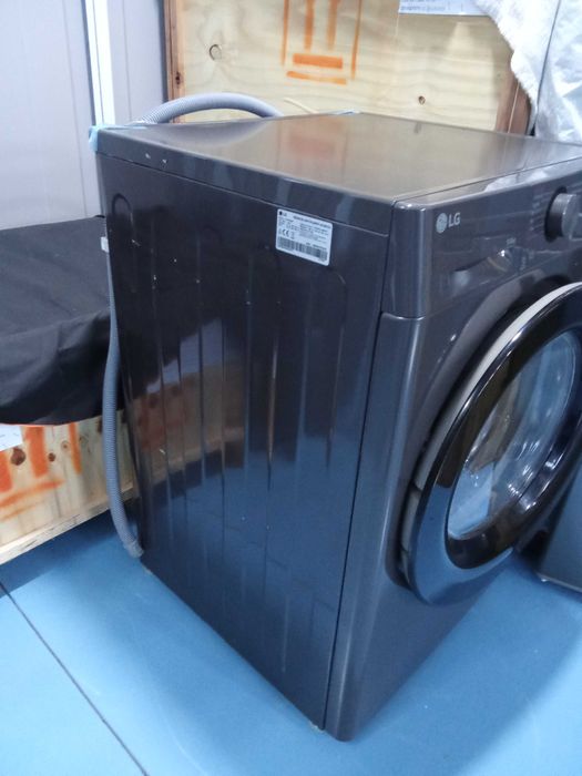 Maquina de Lavar e Secar Roupa 6/9 kg