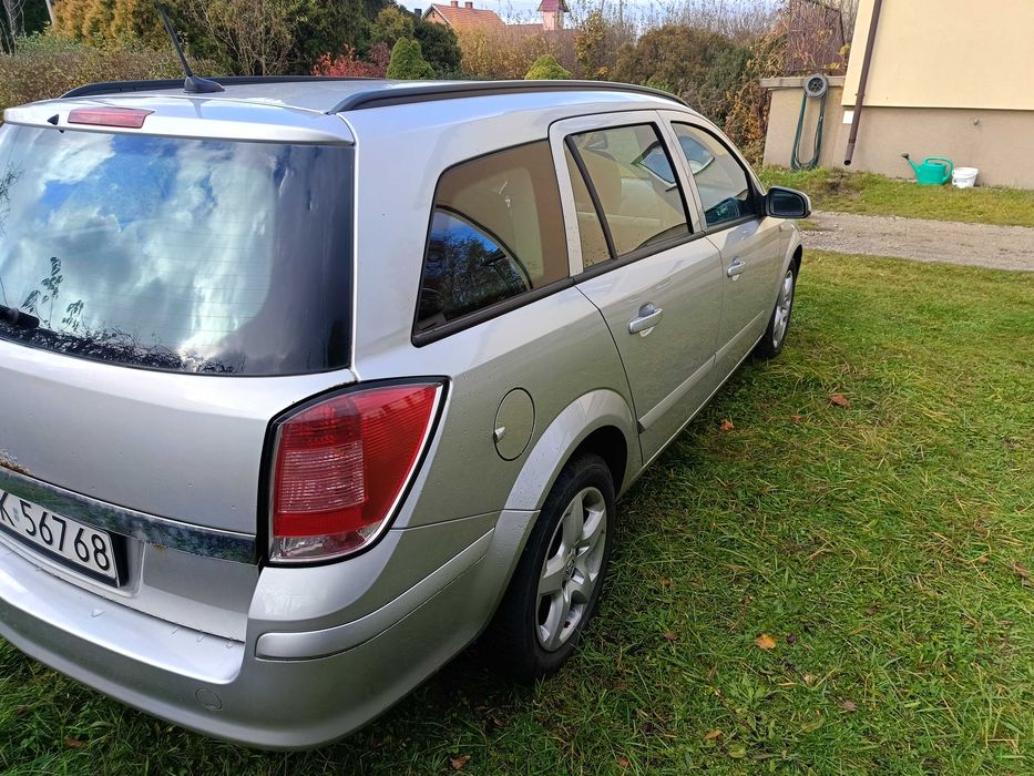 Opel Astra H 2007r 1.7 CDTI 100KM