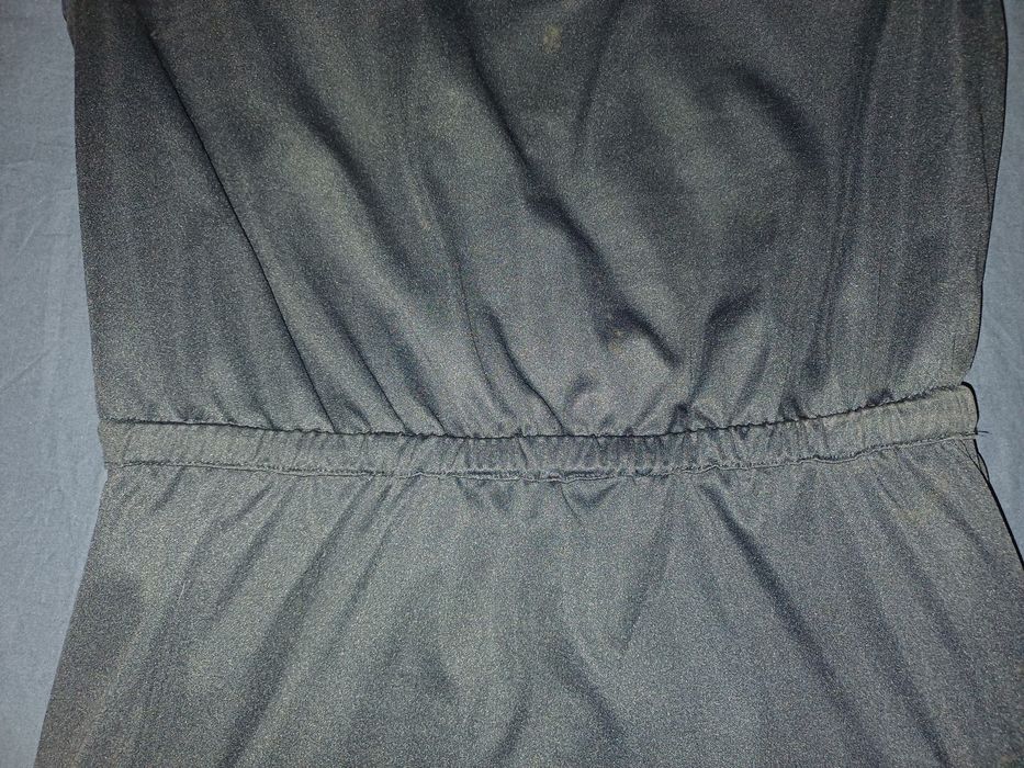 Vestido de lantejoulas como novo