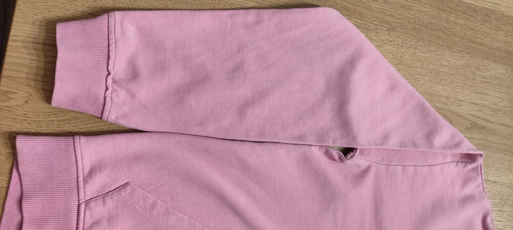 Bluza z kapturem używana r.152