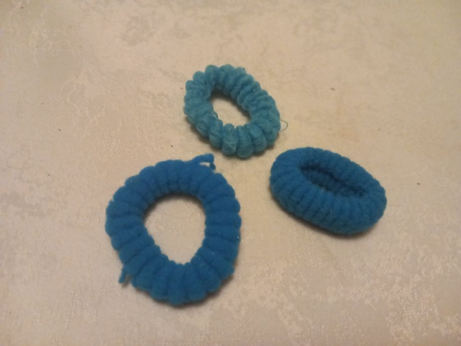 Gumki do włosów niebieskie