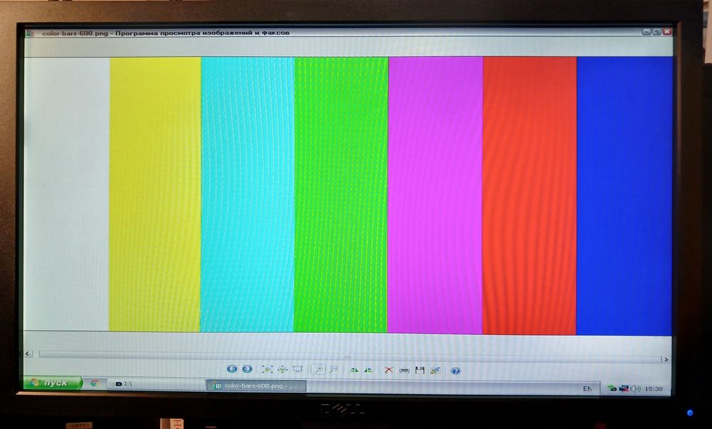 Монітор Dell P2211H, 22 дюймів.