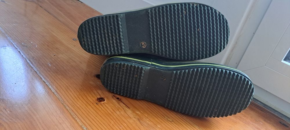 Galochas rapaz nr 36