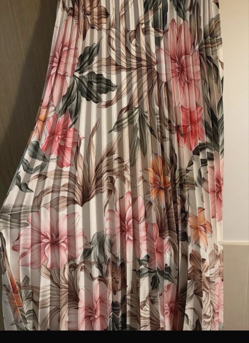 Vestido novo plissado