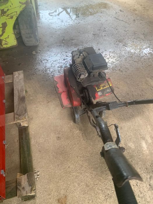 Motoenxada a gasolina Mafra