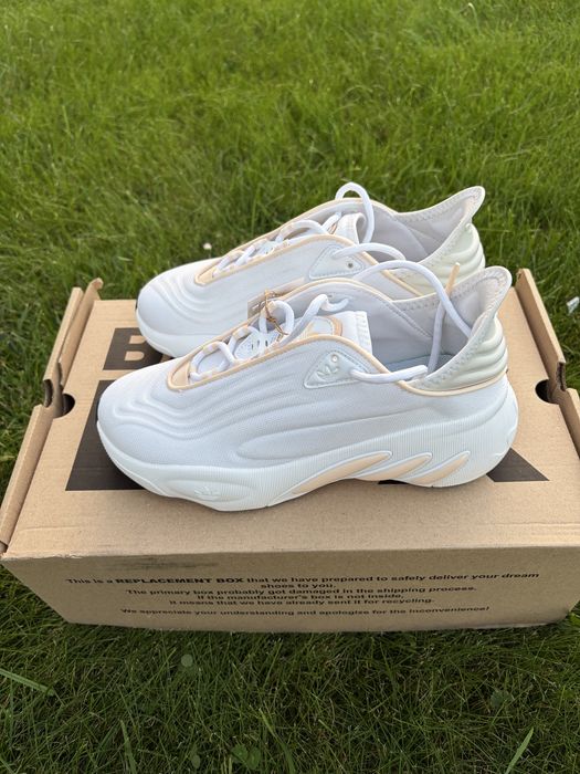 Buty Adidas Adifom SLTN W Nowe z metką EU38 / 23,5cm Biały Kremowy