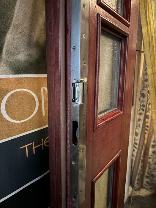 Drzwi zewnetrzne, drewniane machoniowe