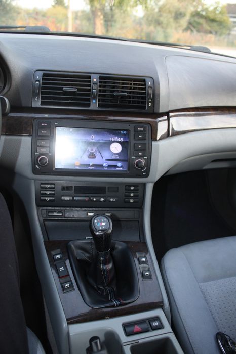 BMW 320d Touring E46 (Edição 20 Anos Baviera)

An